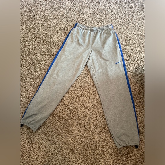 Nike ThermaFit Sweatpants - Picture 1 of 2